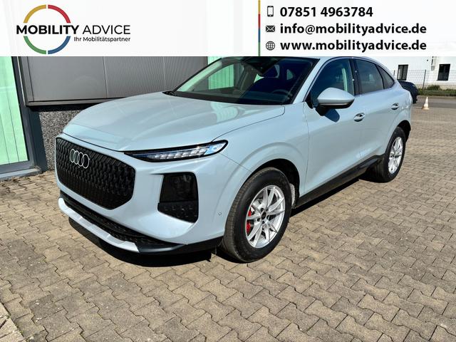 Audi Q3 Sportback - Basis 2.0 TFSI quattro (Allrad) 204PS S-Tronic (Automatik), 17" Alufelgen, Elektr. Heckklappe, MMI Navigation plus, Sitzheizung, 3-Zonen-Klimaautomatik, Parksensoren vorn/hinten, M-Lederlenkrad, Tempomat, Virtual Cockpit