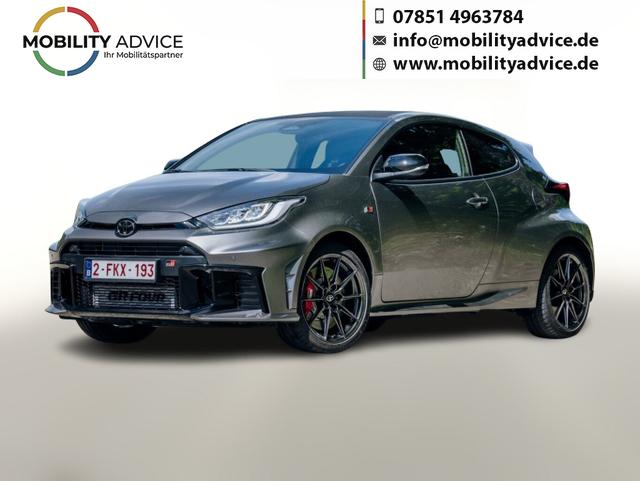 Toyota GR Yaris - AT8 LED Smartkey DIgC 18"LM Ultrasuede