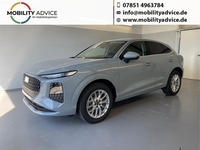 Audi Q3 - Sportback NEU TFSI quattro Tech+AHK+LEDPlus+ACC+Kamera+Alu18+Volllack