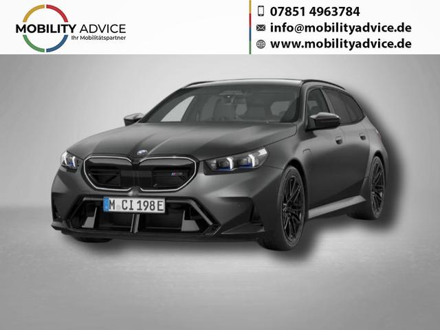 BMW M5 - Touring 4.4 8-Gang Steptronic xDrive