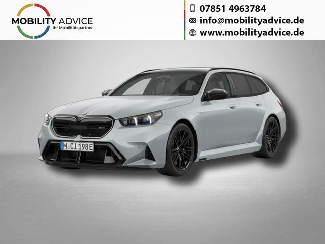 BMW M5 - M 4.4 V8 Plug in Hybrid 8-Gang Steptronic