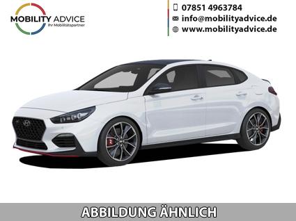Hyundai i30 Fastback - Family (Family) 1.0 T-GDI 74kW (100 PS) 6-Gang-Schaltgetriebe