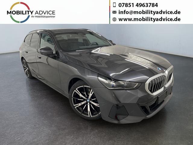 BMW 5er Touring - 520i M-Sport MHEV 190PS/140kW Steptronic 2026 | +AHK +20" +MSportpaket +MSportfahrwerk +DrivingAssistantPlus +AdaptiveLED +HarmanKardon +DigitalKey +ParkAssist +Sitzhzg +WirelessCharging +Sonnenschutzverglasung +ShadowLine