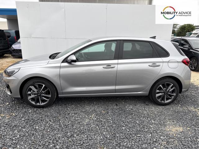 Hyundai / i30 / Silber / / / EDITION SHZ NAVI ALU LED RFK PDC