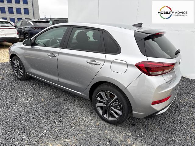 Hyundai / i30 / Silber / / / EDITION SHZ NAVI ALU LED RFK PDC