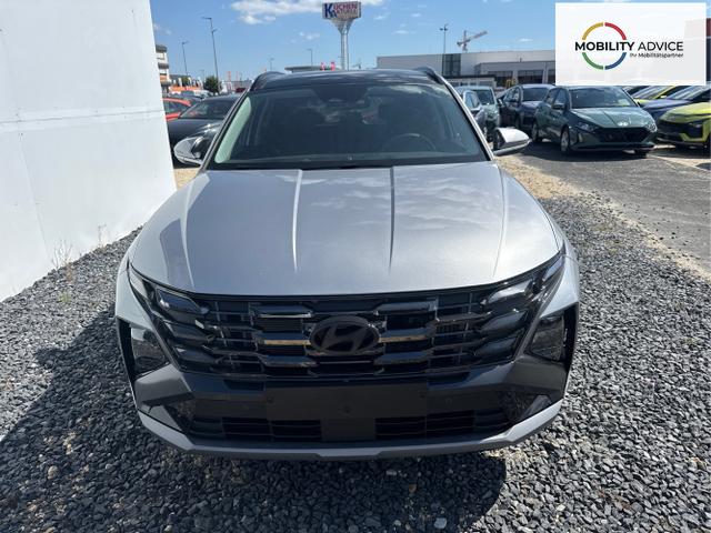 Hyundai / TUCSON / Silber / / / PANO SHZ v+h 18 ALU