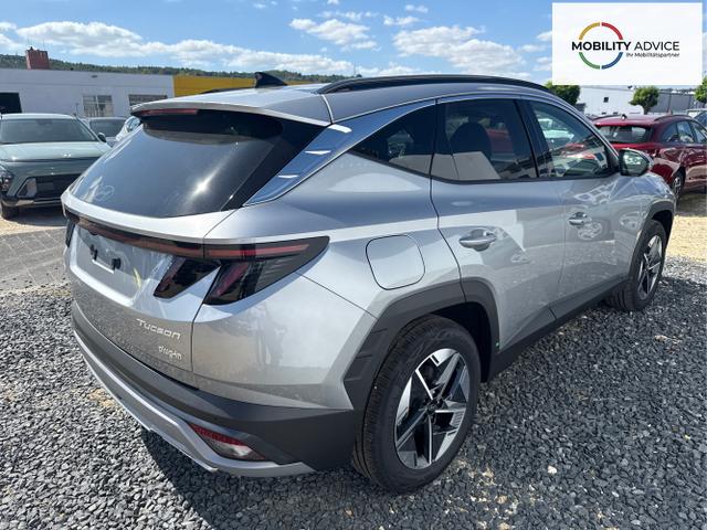 Hyundai / TUCSON / Silber / / / PANO SHZ v+h 18 ALU