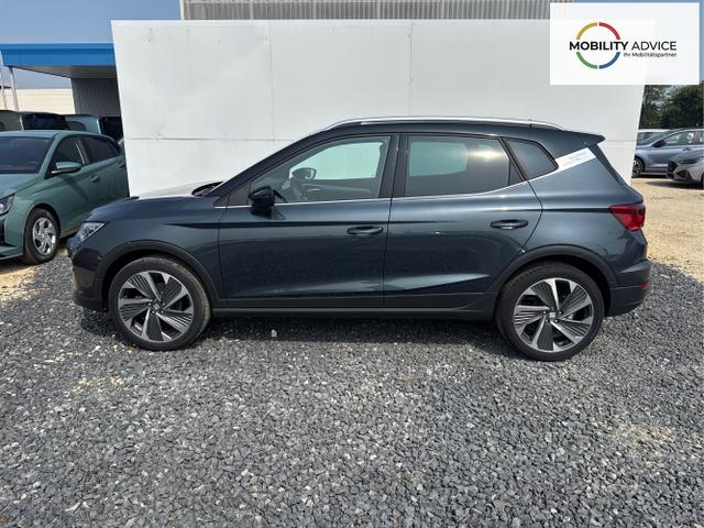 Seat / Arona / Grau / / / NAVI SHZ VOLL LED RFK PDC v+h 18ALU 