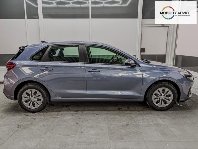 Hyundai i30 STYLE NAVI LED RFK PDC 
