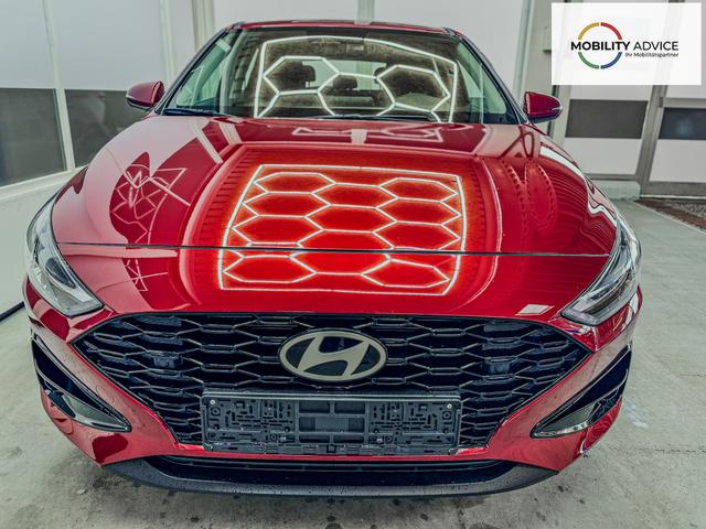 Hyundai i30 STYLE NAVI LED RFK PDC 