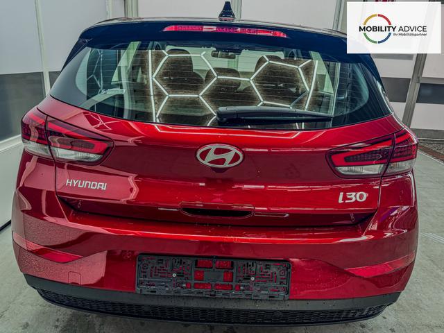Hyundai i30 STYLE NAVI LED RFK PDC 