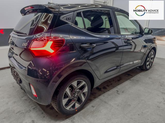 Hyundai i10 PREMIUM AUT SHZ KLIMAAUTOMATIK AMBIENTE ALU RFK PDC NAVI 