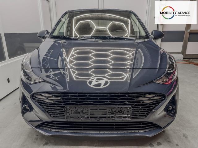 Hyundai i10 PREMIUM AUT SHZ KLIMAAUTOMATIK AMBIENTE ALU RFK PDC NAVI 