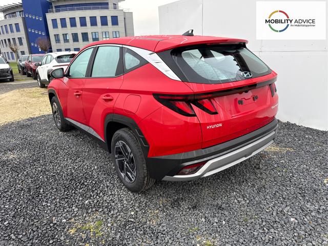 Hyundai / TUCSON / Rot / / / SHZ NAVI PDC RFK