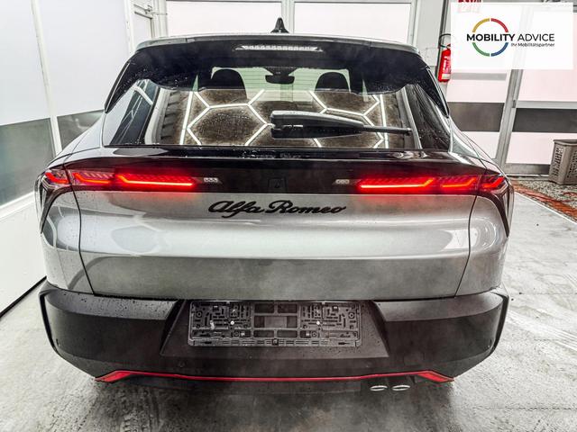 Alfa Romeo Junior Speciale IBRIDA MATRIX ACC KEYLESS NAVI 