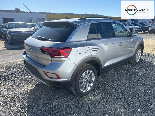 Volkswagen / T-Roc / Silber / / / IQ DRIVE SHZ ACC RFK PDC 