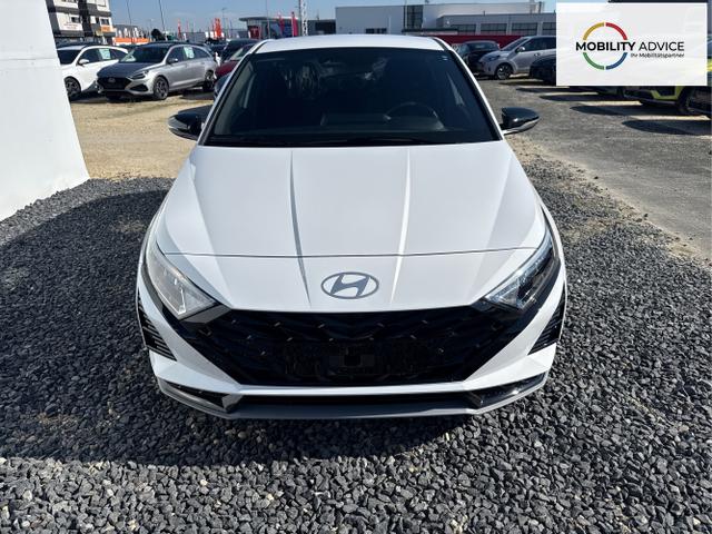 Hyundai / i20 / Wei&szlig; / / / BLACK PACK KLIMAAUTOMATIK NAVI WP