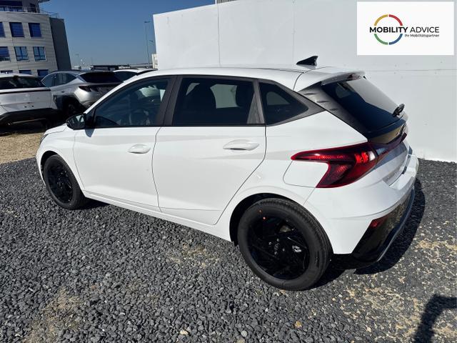 Hyundai / i20 / Wei&szlig; / / / BLACK PACK KLIMAAUTOMATIK NAVI WP