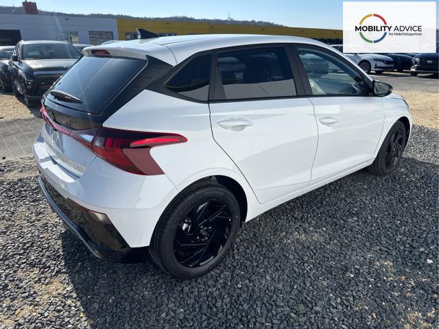 Hyundai / i20 / Wei&szlig; / / / BLACK PACK KLIMAAUTOMATIK NAVI WP