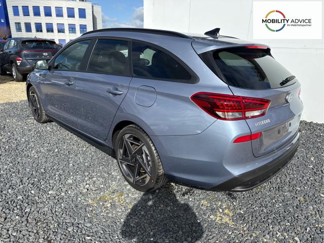 Hyundai / i30 / Grau / / / 