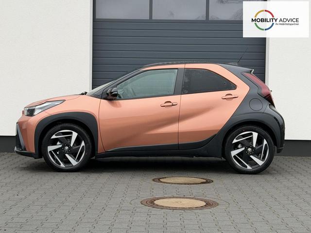 Toyota Aygo X Play Comfort 1,5 Hybrid CVT 85KW Winter neues Mode 