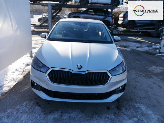 Skoda Fabia Selection 1.0 TSI*LED*PDC-HI*SMARTLINK*SHZ*BLUETOOTH*FRONT-ASSIST 