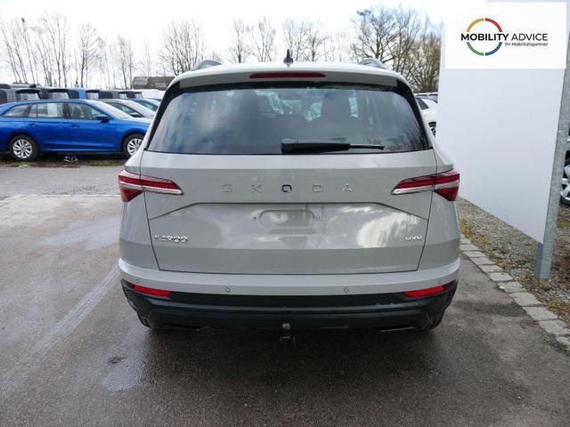 Skoda Karoq Selection 2.0 TDI DSG 4x4 4x4*AHK*TEMPOMAT*SMARTLINK*KLIMAAUTOMATIK*SHZ*LED 