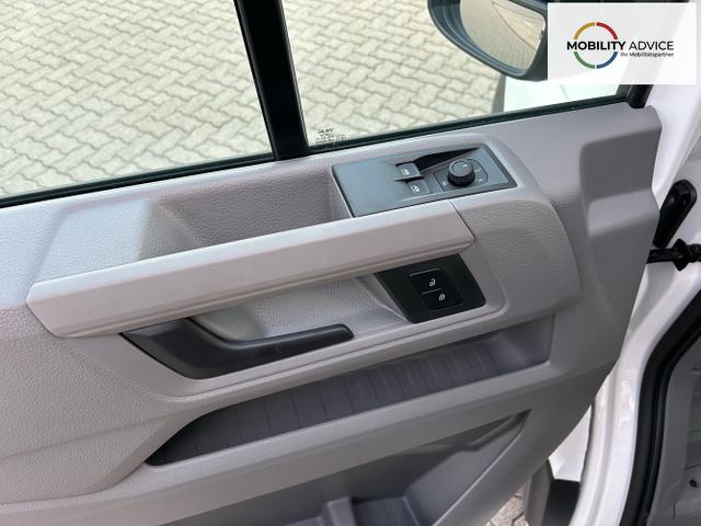 Volkswagen / Crafter Kastenwagen / Wei&szlig; / / / 30 2.0 TDI HD MR L3H3 / 4 J. Garantie
