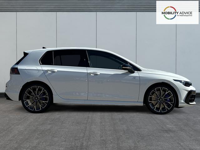 Volkswagen / Golf / Wei&szlig; / / / 4x4+PANO+MATRIX+HUD+HARMAN+NAVI+360 KAMERA+19 LM