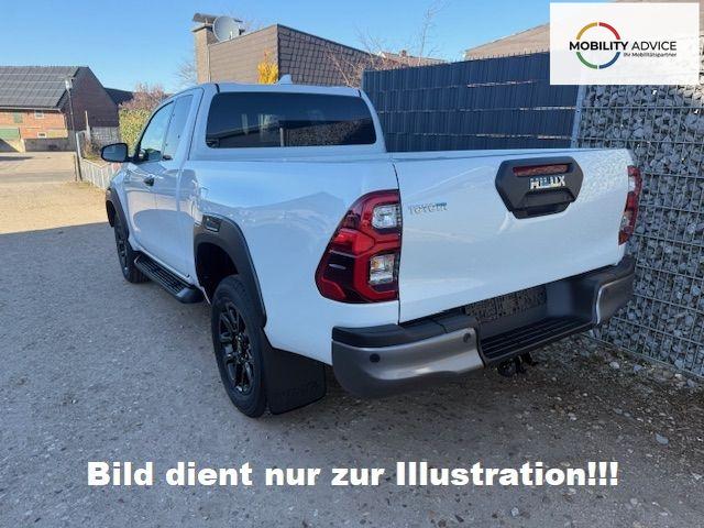Toyota Hilux Extra Cab 2.4 D-4D AT 4WD Challenger Blau 