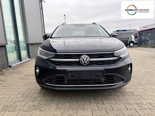 Volkswagen Taigo LIFE 1.5 TSI 150PS DSG/AUTOMATIK, Deep-Black-Metallic, 17" Alu Aberdeen, MATRIX-LED, Sitzheizung, Climatronic, Parksensoren vorn/hinten, R&uuml;ckfahrkamera, Radio Ready2Discover + Wireless App-Connect, Keyless Access, Licht-/Sicht, Privacy-Glas, M-Lederlenkrad 