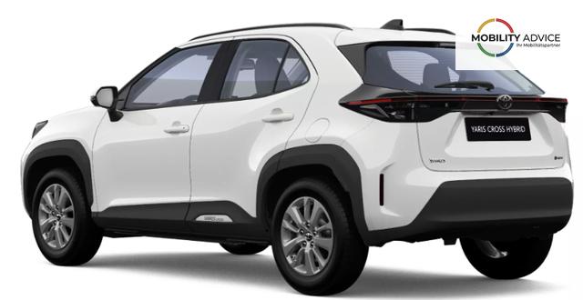 Toyota Yaris Cross Active 1.5 hybrid 116PS CVT (Automatik), 3 Jahre Garantie, 16" Alu, Winterpaket (Sitzheizung, Lederlenkrad beheizt), R&uuml;ckfahrkamera, Klimaautomatik, ACC Tempomat, Multimedia 9" + Smartphone-Integration, Mittelarmlehne, Nebelscheinwerfer, Dachreling 