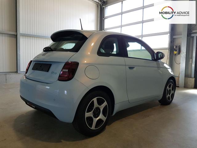 Fiat / 500e / Blau / / / 