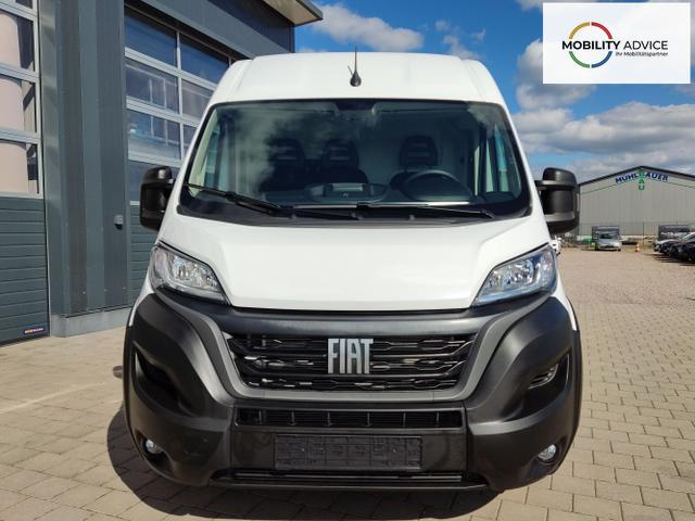 Beispielbilder, ggf. teilweise mit Sonderausstattung