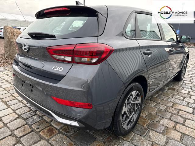 Hyundai / i30 / Grau / / / 