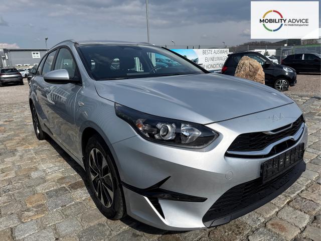 Kia / Ceed / Silber / / / , Beispielbilder, ggf. teilweise mit Sonderausstattung