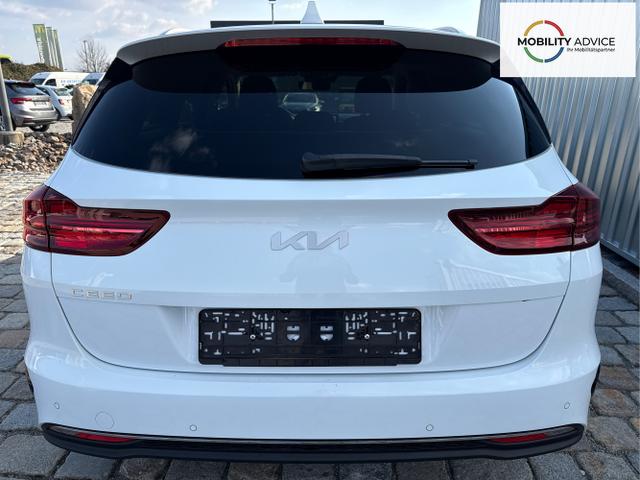 Kia / Ceed / Wei&szlig; / / / , Beispielbilder, ggf. teilweise mit Sonderausstattung