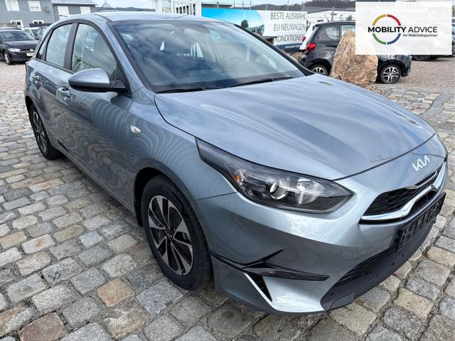 Kia / Ceed / Silber / / / , Beispielbilder, ggf. teilweise mit Sonderausstattung