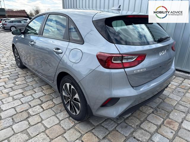 Kia / Ceed / Silber / / / , Beispielbilder, ggf. teilweise mit Sonderausstattung