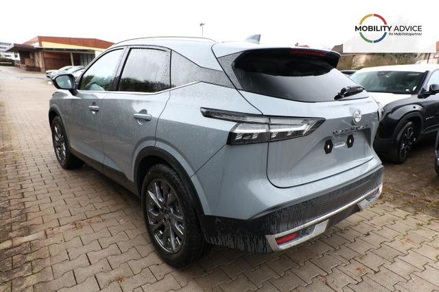 Nissan Qashqai Tekna AWD Pano HUD eHk SHZ ACC Keyl LM19 