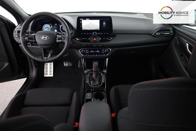 Hyundai i30 N Line 1.5 T-GDI DCT Fastback N-LINE, Navi, 18-Zoll, Kamera, LED, Winter 