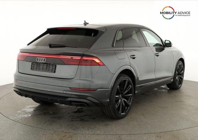 Audi Q8 50 TDI quattro qu S-LINE, Standheizung, HuD, Luft, Pano, B&O, 23-Zoll, AHK, Leder, AreaView, Optik schwarz 
