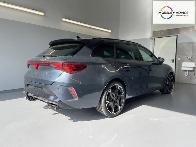 Cupra / Leon Sportstourer / Grau / / / 333PS DSG 4Drive Matrix+Navi+AHK+Alu19+Sitzheiz+IntelligentDrive