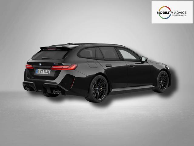 BMW M5 Touring 4.4 8-Gang Steptronic xDrive 
