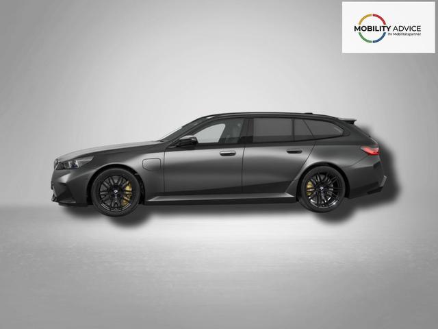 BMW M5 Touring 4.4 8-Gang Steptronic xDrive 