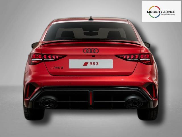 Audi RS3 Limousine 2.5 TFSI 7-Gang S tronic 
