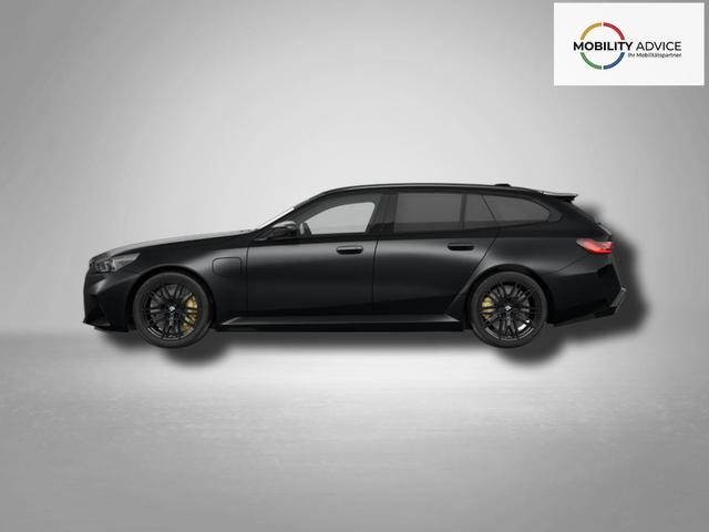 BMW M5 M 4.4 V8 Plug in Hybrid 8-Gang Steptronic 