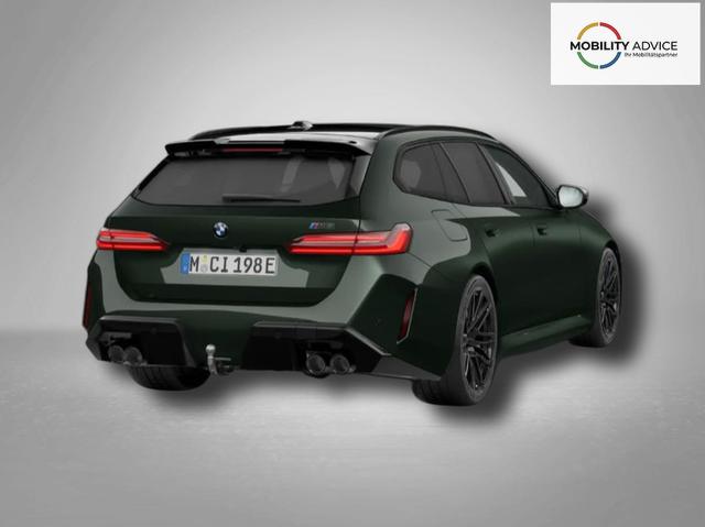 BMW M5 M 4.4 V8 Plug in Hybrid 8-Gang Steptronic 