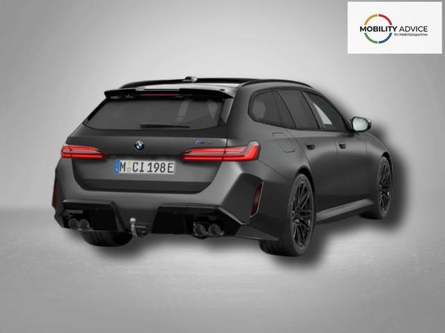 BMW M5 M 4.4 V8 Plug in Hybrid 8-Gang Steptronic 