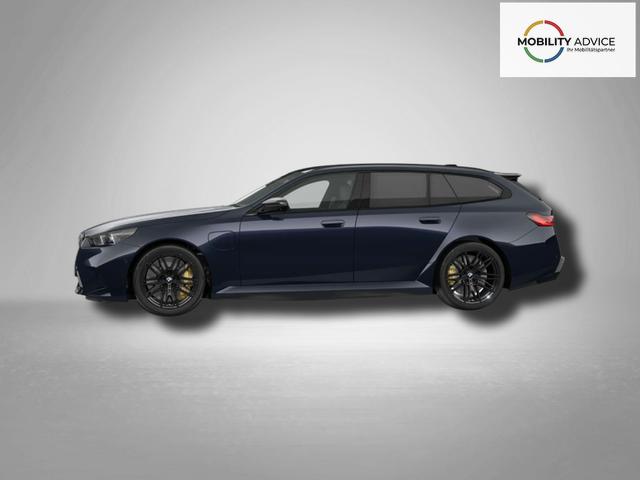 BMW M5 M 4.4 V8 Plug in Hybrid 8-Gang Steptronic 